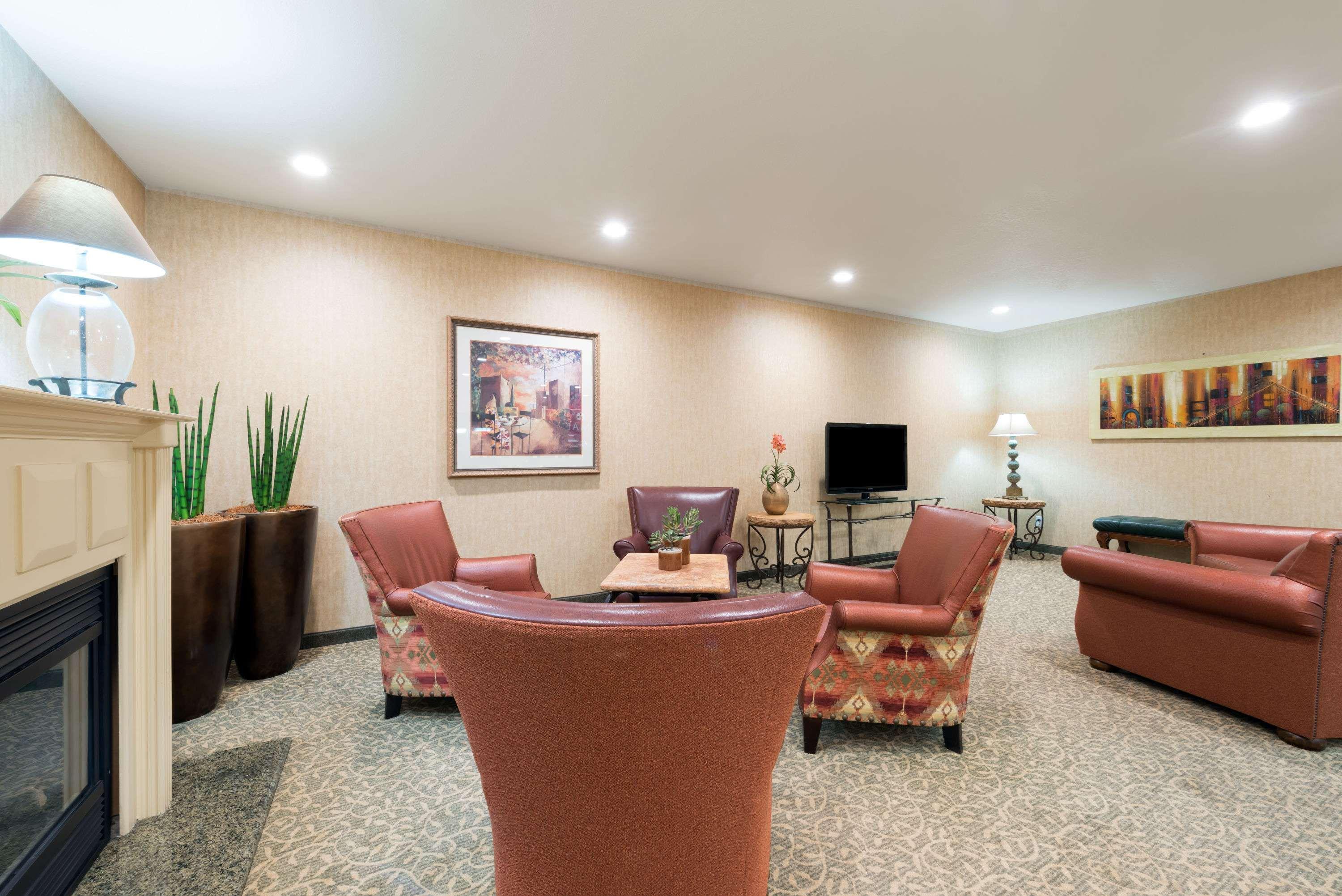 Comfort Inn & Suites Gatesville Near Fort Cavazos Экстерьер фото