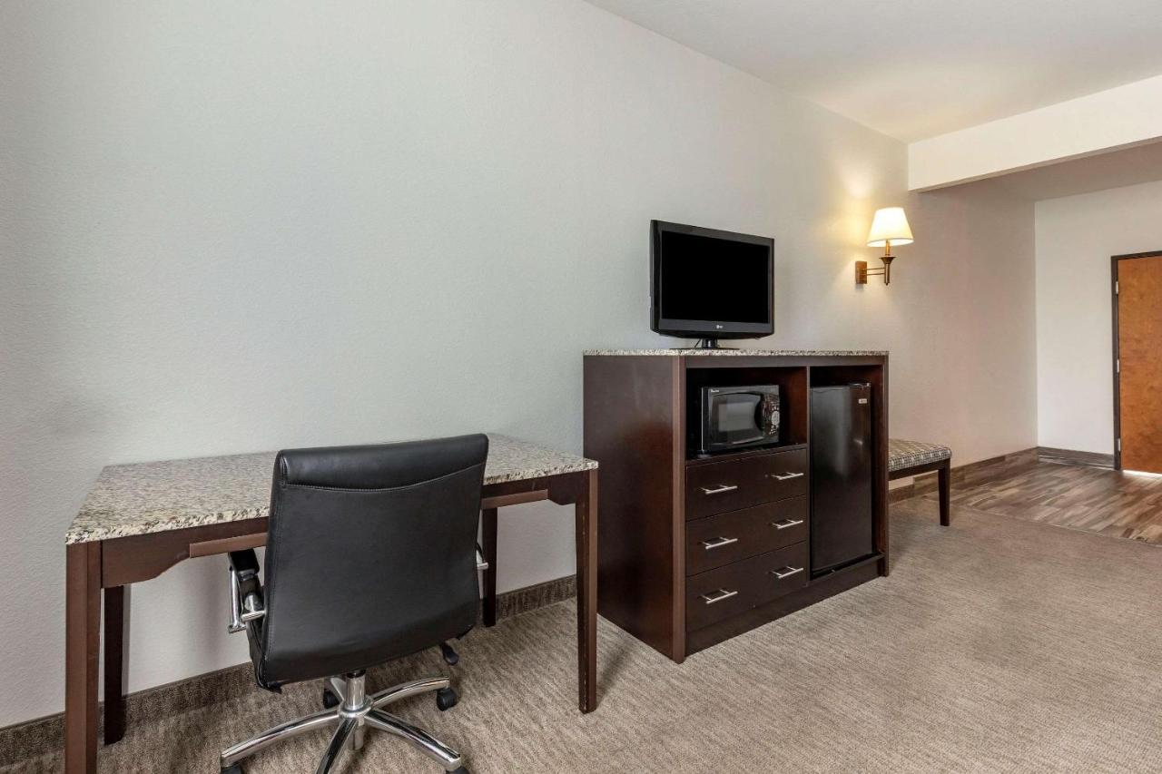 Comfort Inn & Suites Gatesville Near Fort Cavazos Экстерьер фото