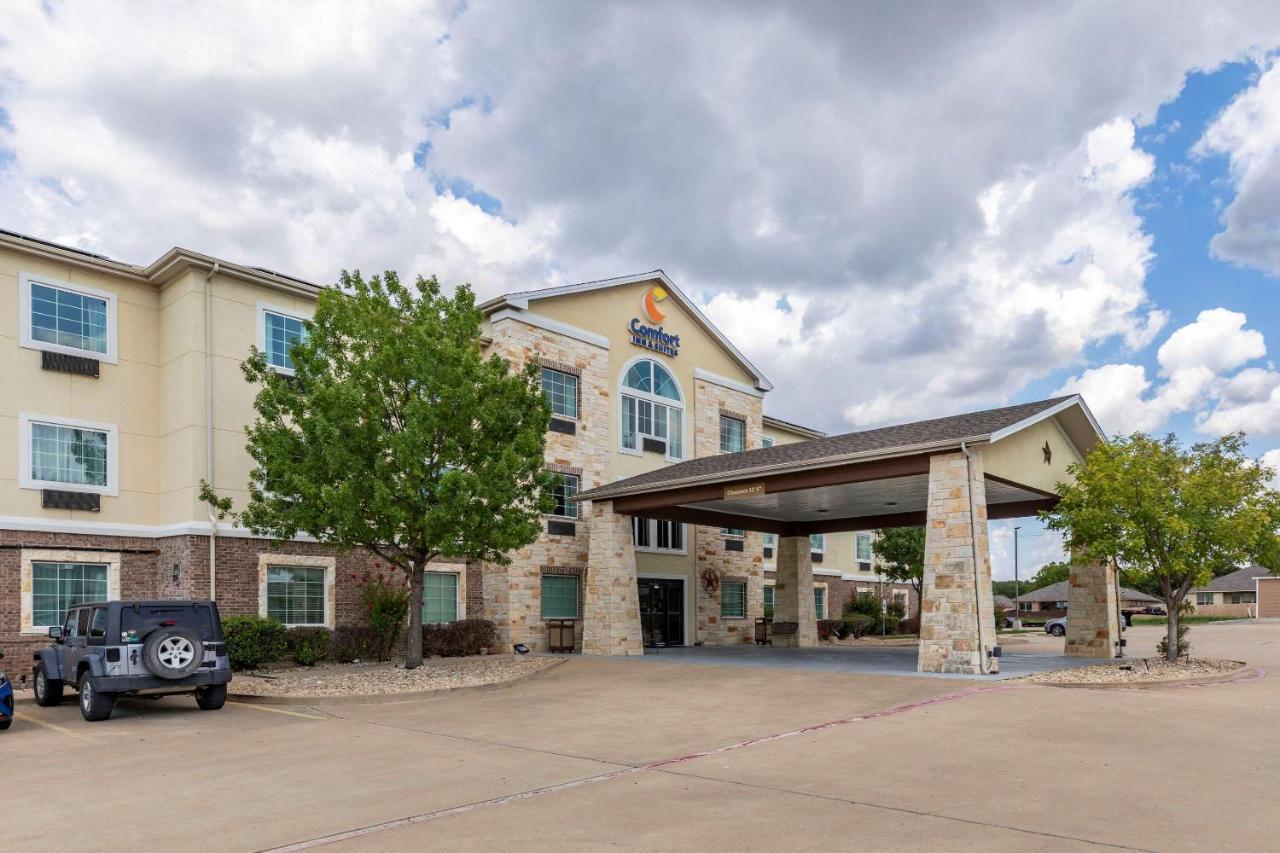 Comfort Inn & Suites Gatesville Near Fort Cavazos Экстерьер фото