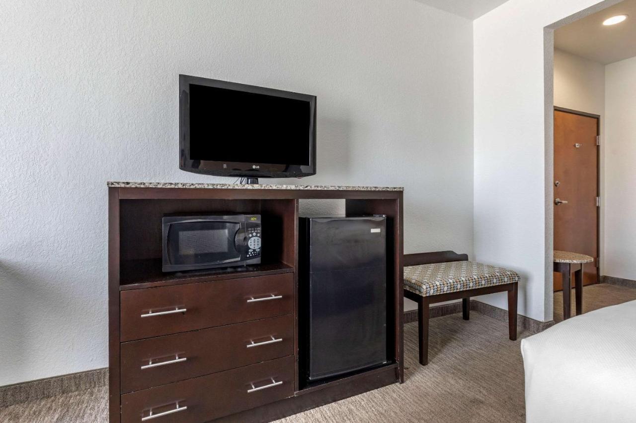 Comfort Inn & Suites Gatesville Near Fort Cavazos Экстерьер фото